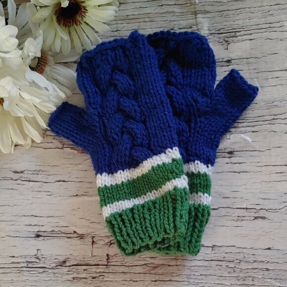 Hand-Knit Blue and Green Fingerless Mittens Vancouver Canucks Seattle Seahawk - Picture 2 of 9